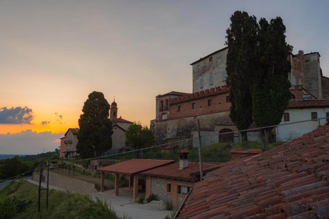 All'ombra Del Castello Bed & Breakfast *